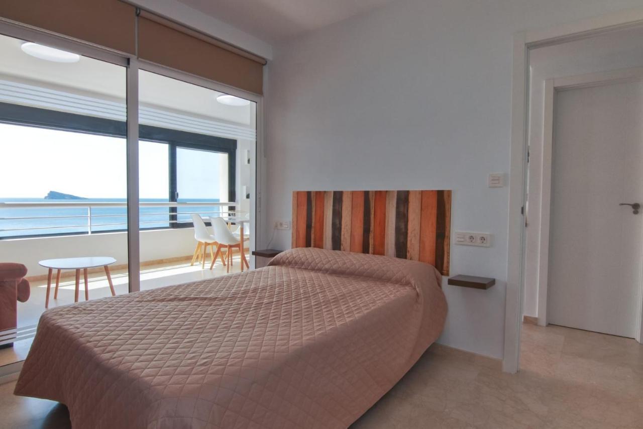 Luminoso Apartamento En Primera Linea De Playa Benidorm Eksteriør bilde