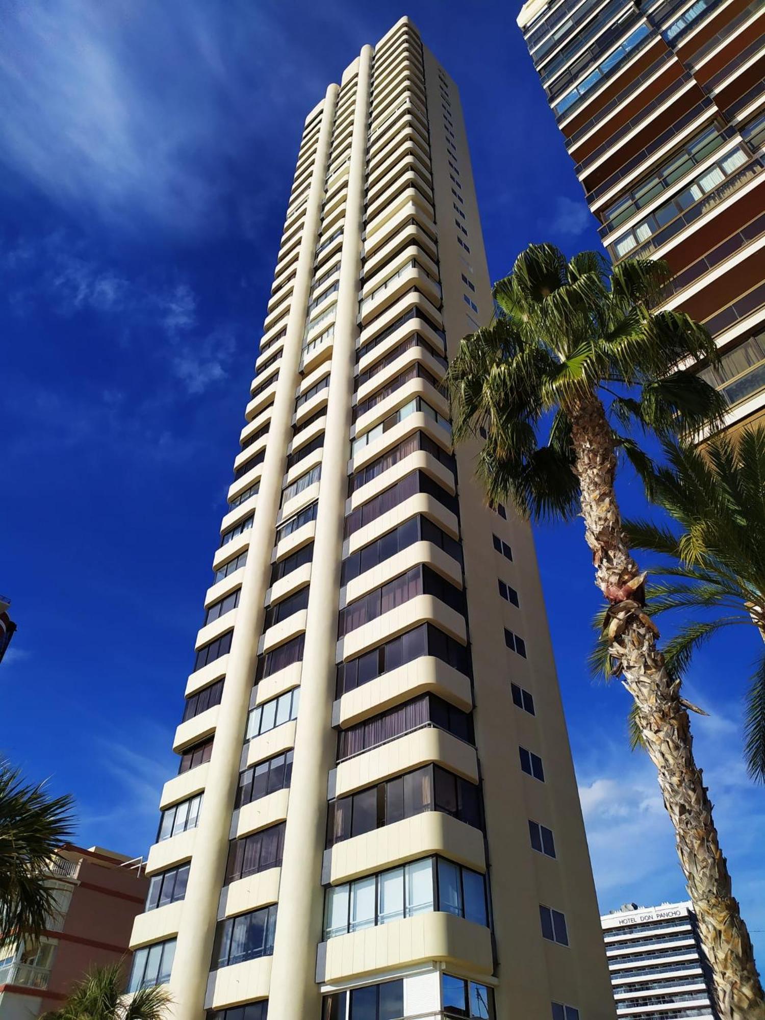 Luminoso Apartamento En Primera Linea De Playa Benidorm Eksteriør bilde